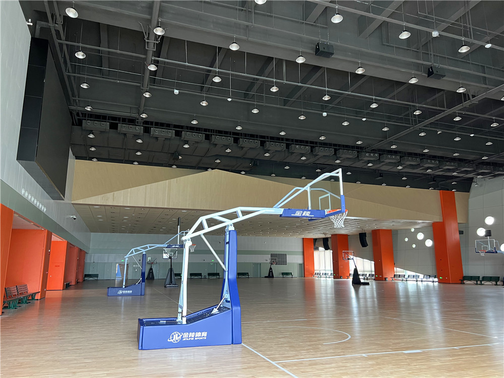 1702029642.jpg 青少年活動(dòng)中心 (5).JPG