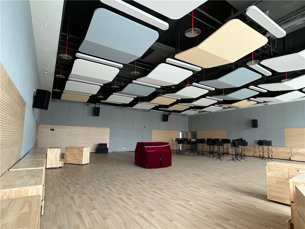 1702029660.jpg 青少年活動(dòng)中心.JPG